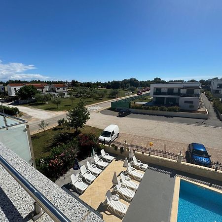 Funtana Appartements An Der 1 Reihe Vom Meer Eksteriør billede